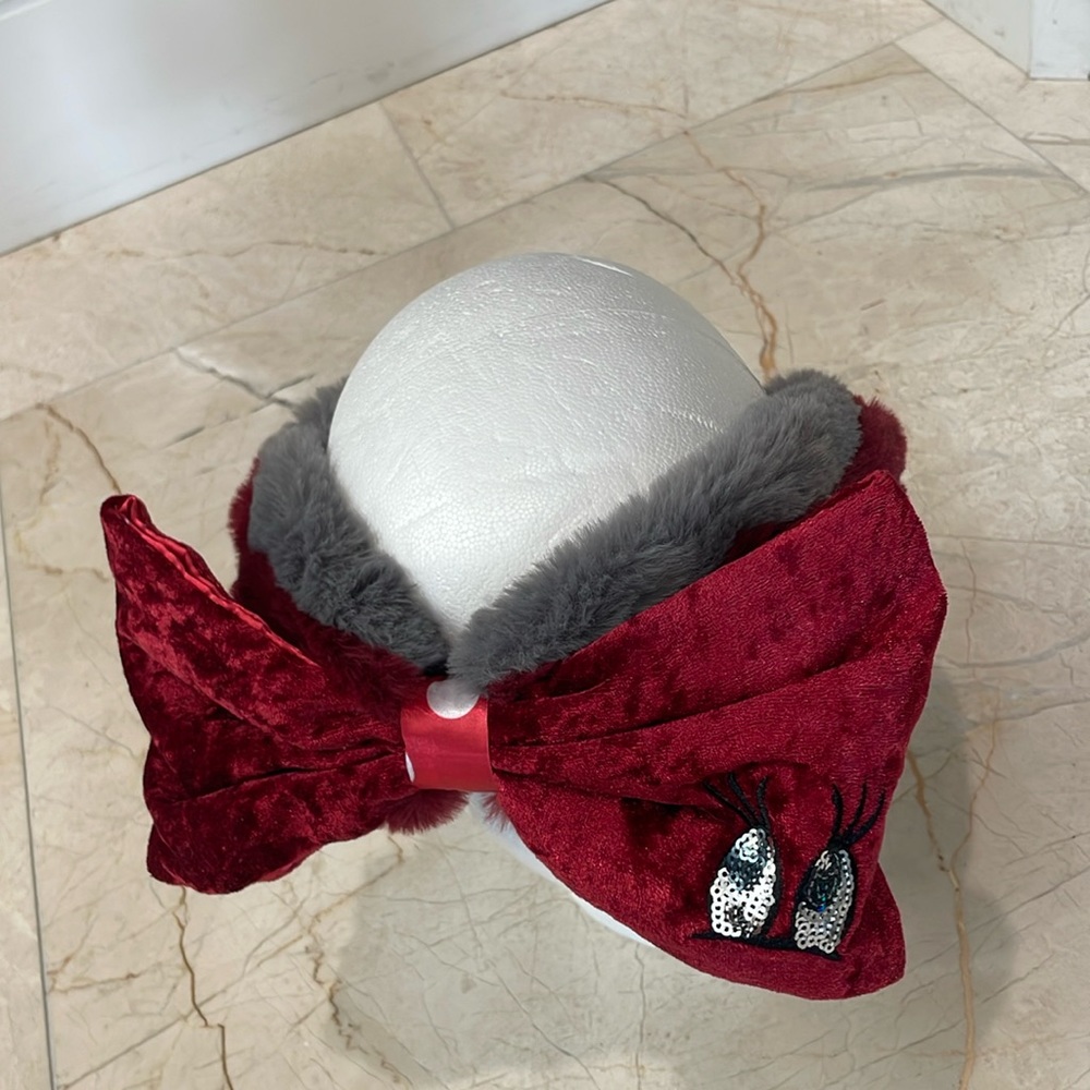 Rare Japan Disney resorts faux fur headband warmer